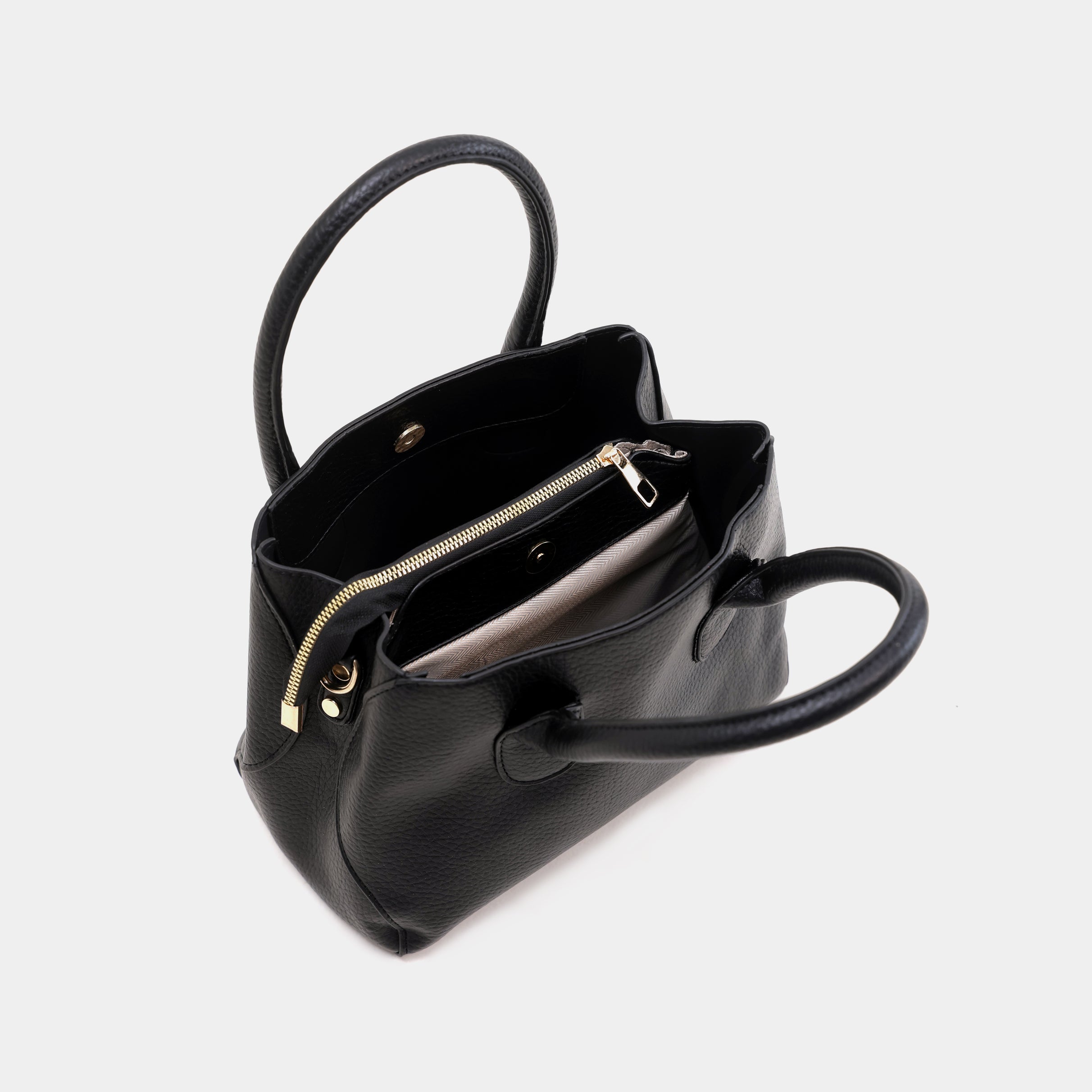 Sole Handbag — Quiet Luxury, Loud Impression.