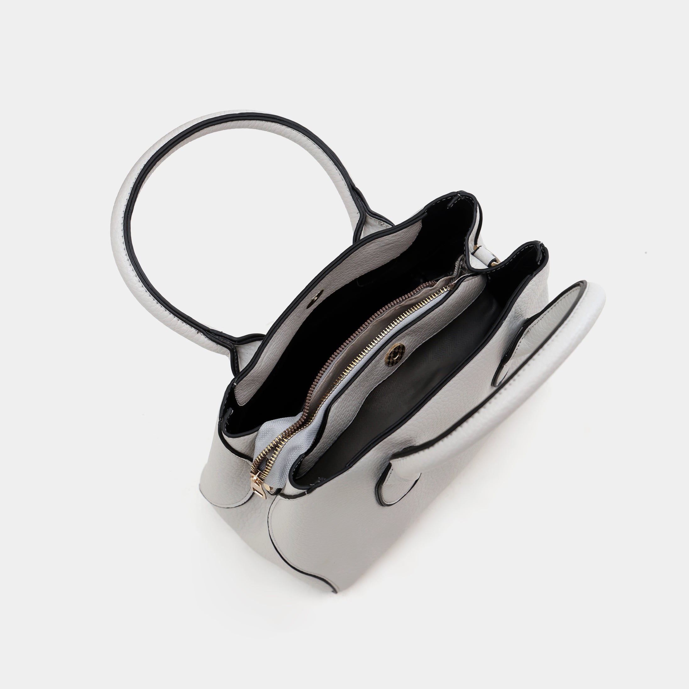 Sole Handbag — Quiet Luxury, Loud Impression.