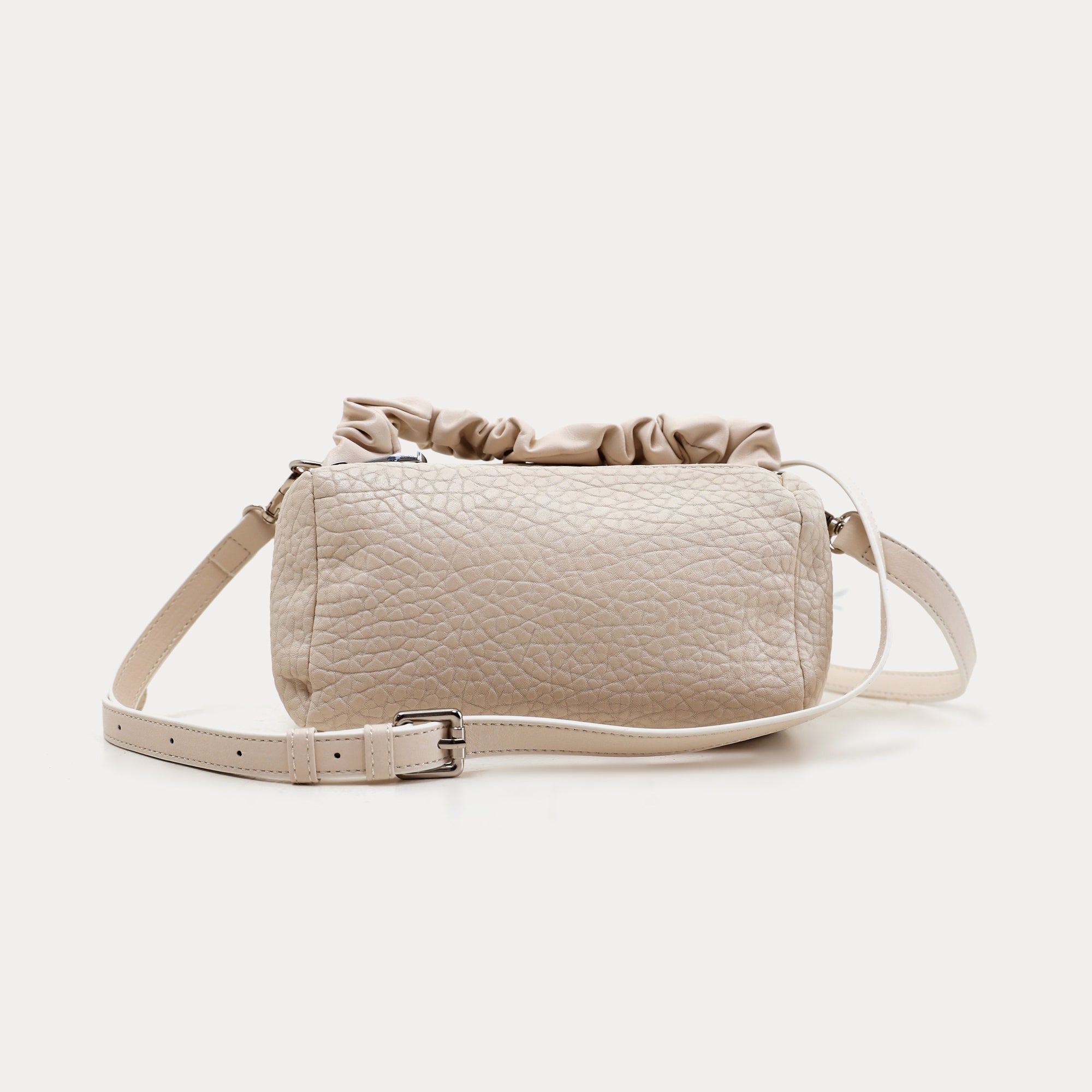Reva Sling Bag— Soft Style, Strong Vibes.